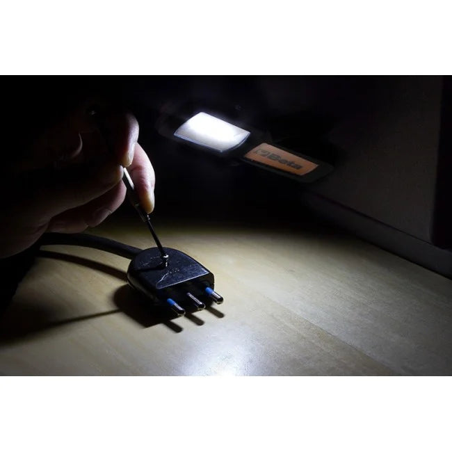 BETA Lampada 1 led 200 lumen ricaricabile Beta Attrezziamoci