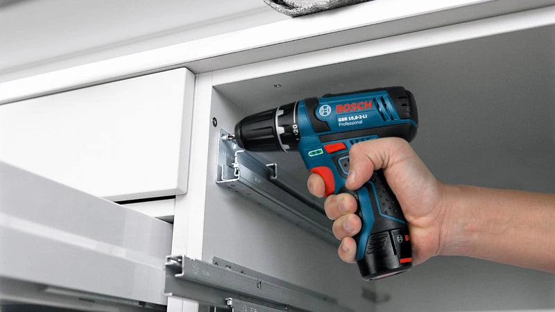 BOSCH Avvitatore GSB 12V-15 + 2 batterie
